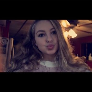 Meet your Posher, Maressa